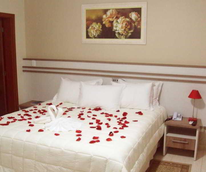 Hotel Dom Baroni Гуарапуава Екстер'єр фото